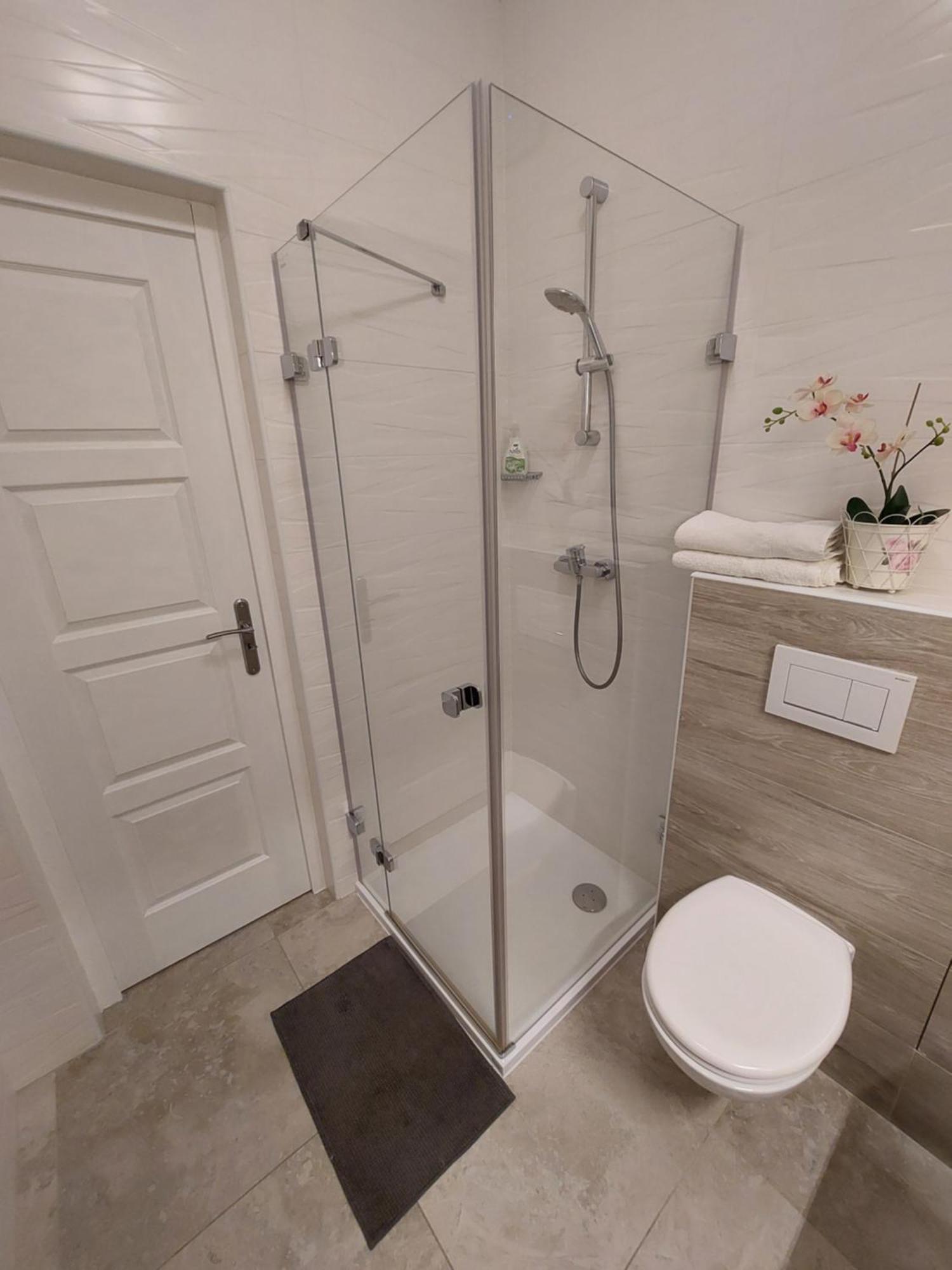 Gold Basilica Apartment Budapest Luaran gambar